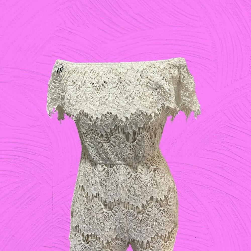 Rue 21 White Crochet Lace